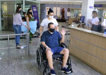 VÍDEO: Jaraguaense recebe alta depois de 70 dias internado devido à Covid-19