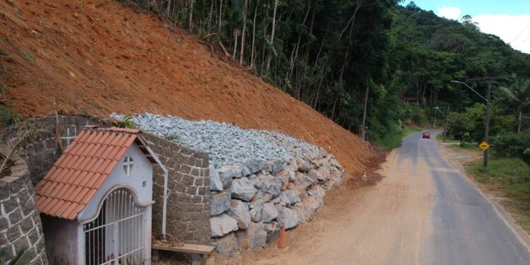Defesa Civil de Jaraguá do Sul conclui obras emergenciais de contenção