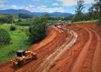 Prosseguem as obras na Rua Alwin Koch, em Jaraguá do Sul