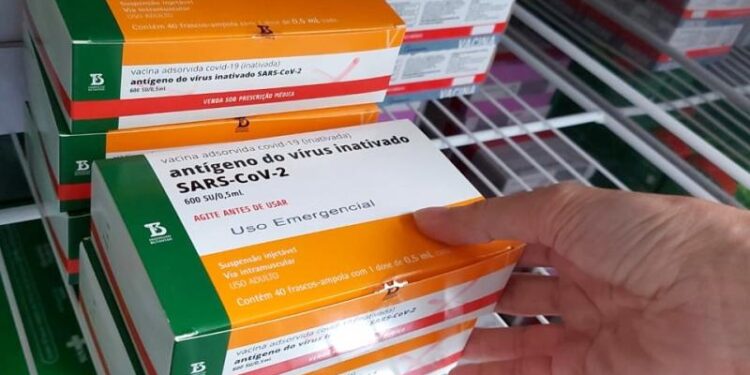 Jaraguá do Sul recebe mais 1.300 doses e dá continuidade na vacinação contra o coronavírus
