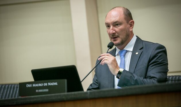 Deputado Mauro de Nadal (MDB) é eleito para a Presidência da Alesc