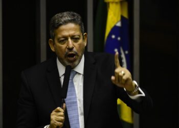 Arthur Lira é eleito presidente da Câmara dos Deputados