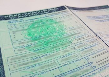 Detran deve voltar a emitir documento físico do veículo