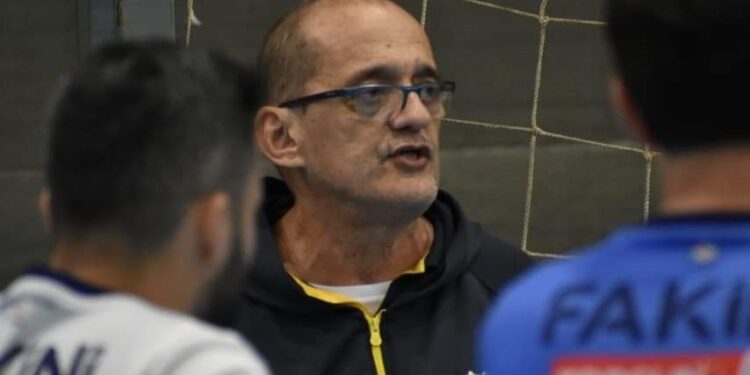 Ex-técnico do Jaraguá do Sul está internado em Joinville