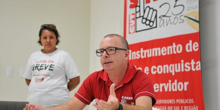 Em nota, Sindicato fala em conquista para servidores após anúncio de reposição salarial de 7,42% em Jaraguá do Sul