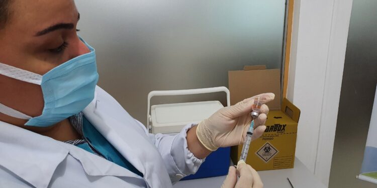 Guaramirim inicia vacinação em idosos com idade de 90 anos ou mais nesta semana