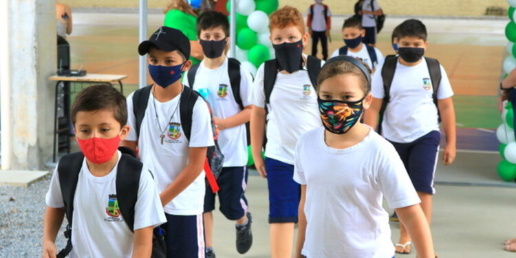 Boa adesão dos alunos marca retorno das aulas em Jaraguá do Sul