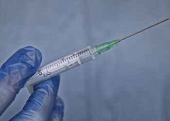 Vacina usada desde 1992 pode ser eficaz contra o coronavírus