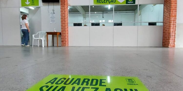 Vacinação covid é aberta para idosos de 73 anos ou mais