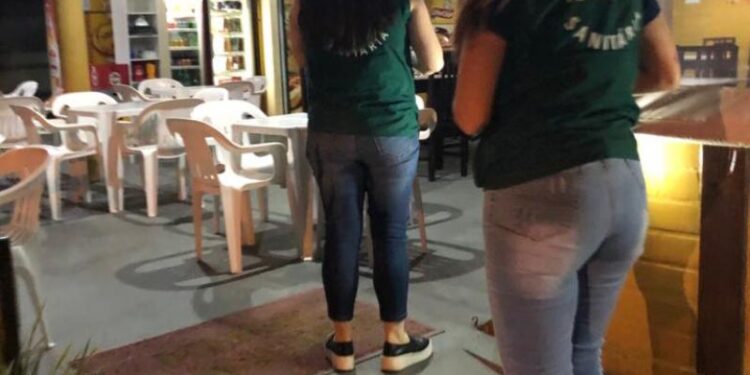 Fiscais continuam vistorias após às 19h em Jaraguá do Sul