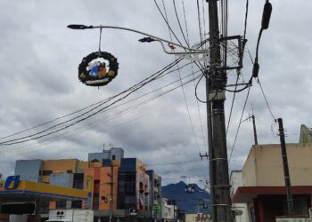 Cidade das Guirlandas: Guaramirim começa a receber decoração de Páscoa