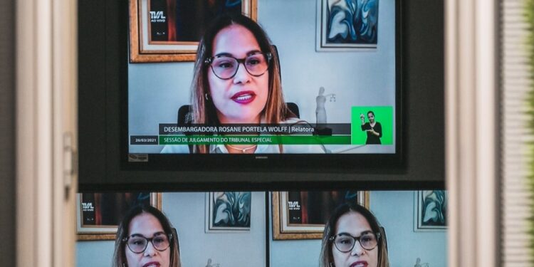 Impeachment: relatora dá parecer favorável à denúncia contra governador Moisés