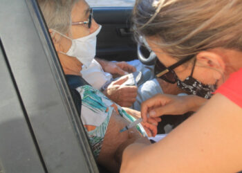 Guaramirim lança pré-cadastro online e por telefone para vacinação do coronavírus