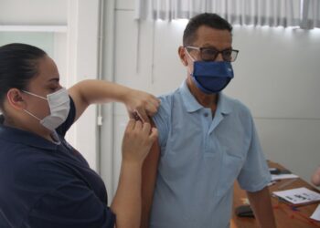 Saúde de Guaramirim vacina 167 idosos com idade superior a 75 anos