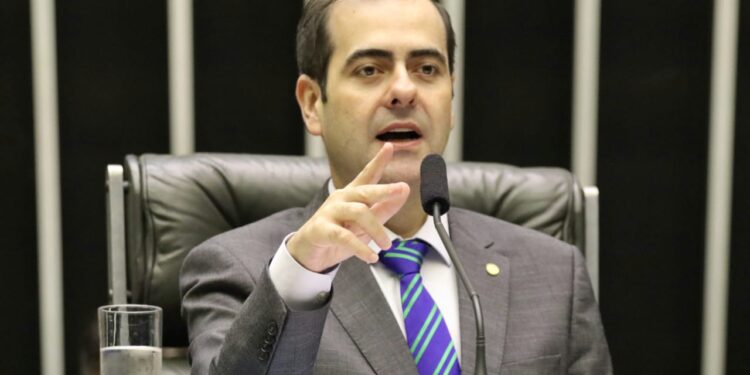 Comissão de Viação e Transportes elege deputado federal catarinense como presidente