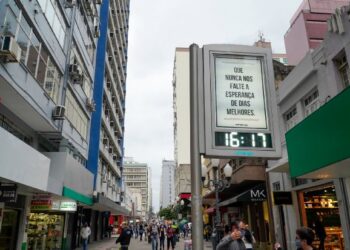 Governo de SC publica alterações no decreto com medidas sanitárias de enfrentamento à pandemia