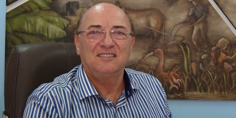 Ex-prefeito de Guaramirim segue internado por coronavírus