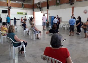 Aumenta a procura por vacina no Parque Municipal de Eventos, em Jaraguá do Sul