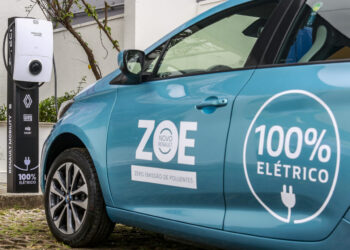 WEG e EDP fazem parceria com Renault para recarga do novo veículo elétrico Zoe