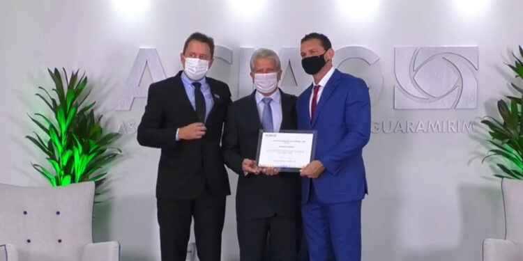 Adilson César Demathe é o novo presidente da Aciag