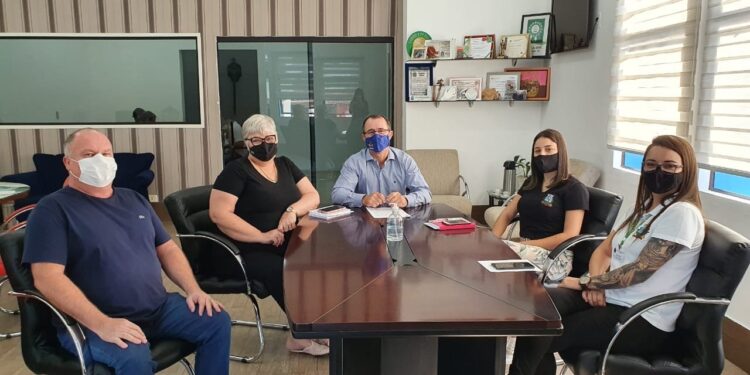 Prefeitura firma parceria para repasse de recursos para a Apae de Guaramirim