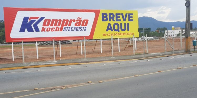 Grupo Koch deve gerar cerca de 200 empregos com nova loja em Jaraguá do Sul