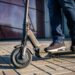 Condutor de patinete fica em estado grave após acidente envolvendo moto em Jaraguá do Sul