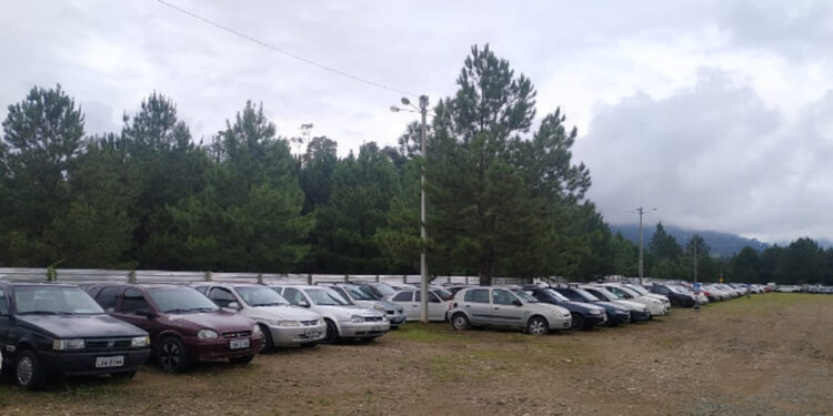 Prefeitura de Jaraguá do Sul agenda leilão de veículos e sucatas