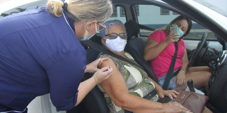 Guaramirim fará vacinação em idosos pré-cadastrados acima de 65 anos no sábado (10)