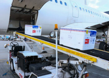 Santa Catarina recebe nova remessa com 144,7 mil doses da vacina contra Covid-19