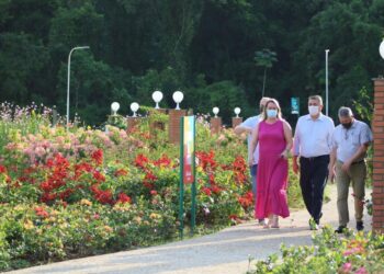 Prefeito de Jaraguá do Sul vistoria obras finais no Parque da Inovação