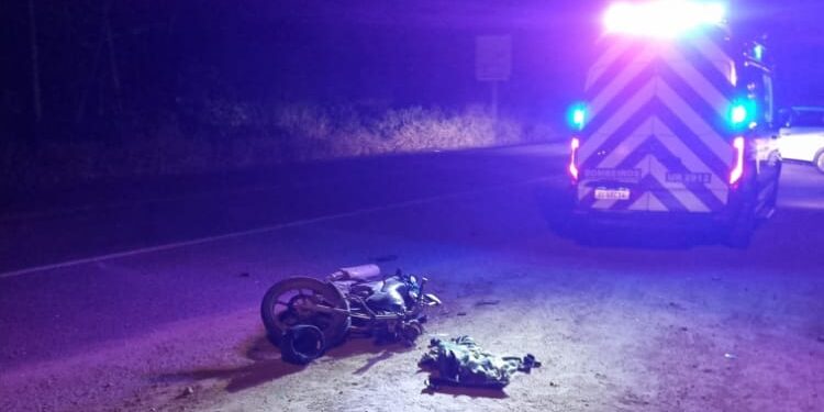 Motociclista fica ferido após acidente envolvendo carro em Massaranduba