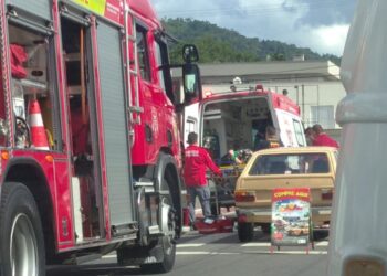 Idosa é atropelada no Centro de Jaraguá do Sul