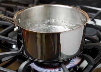 Mulher joga água quente no ex-marido em Jaraguá do Sul