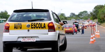 Ministério Público ajuíza ação contra autoescolas em Jaraguá do Sul e região