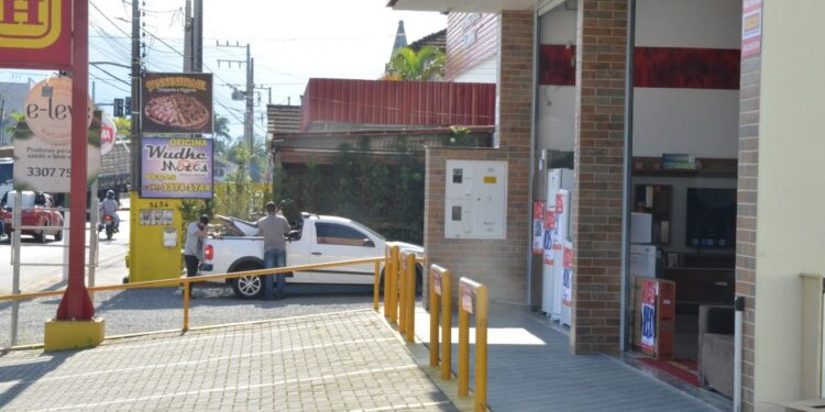 Véspera do Dia das Mães terá Sábado Feliz em Schroeder