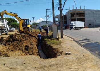 Samae executa drenagem na Manoel Francisco da Costa