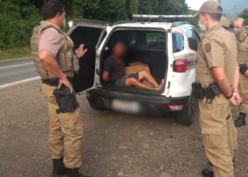 Traficante com mandado de prisão é localizado em Jaraguá do Sul e levado ao Presídio