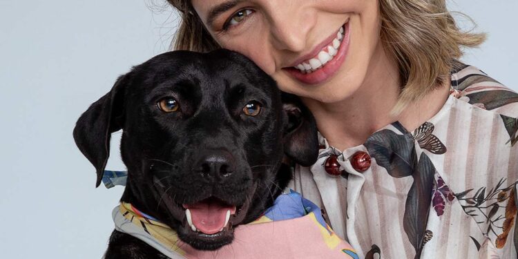 Marca do grupo Lunelli lança acessório com renda revertida para ONGs de apoio à causa animal