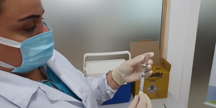 Guaramirim orienta sobre novos grupos para vacina do coronavírus