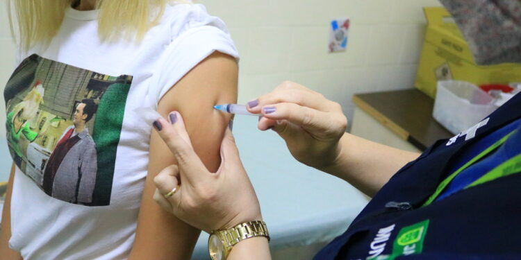 Vacinação contra a gripe: dia “D” será no sábado (22), em Jaraguá do Sul