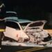 Carro bate contra mureta na BR-280, em Guaramirim