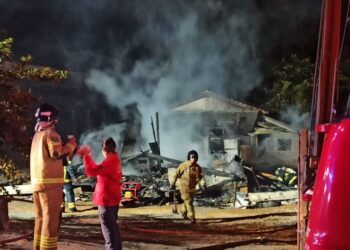 Incêndio destrói casa em Jaraguá do Sul