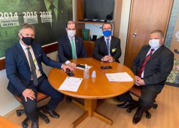 Em Brasília, prefeito de Guaramirim solicita recursos