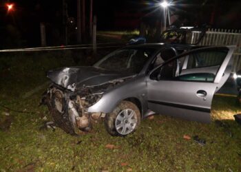 Motorista bate carro, foge do local e idoso fica ferido em acidente em Guaramirim