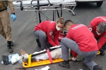 Acidente em Guaramirim deixa motociclista gravemente ferido