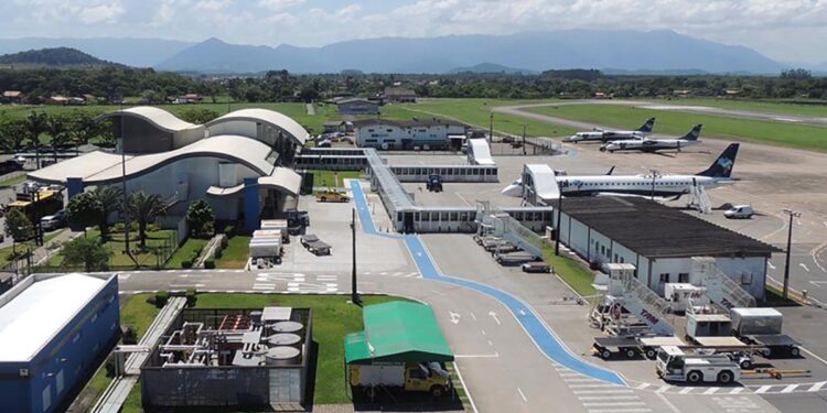 Deputado Chiodini cobra modernização do aeroporto de Joinville