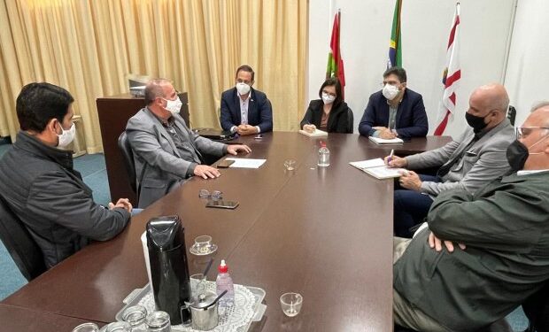 Governo do Estado e representantes de eventos, bares e restaurantes avançam em regras para a retomada