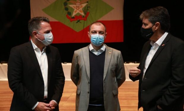 Professores entram na lista de prioridade da vacinação contra a Covid-19