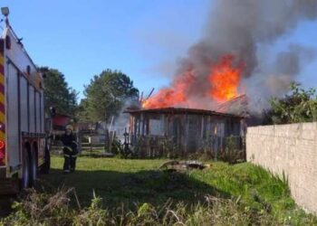 Homem mata vizinho por causa de oração em SC